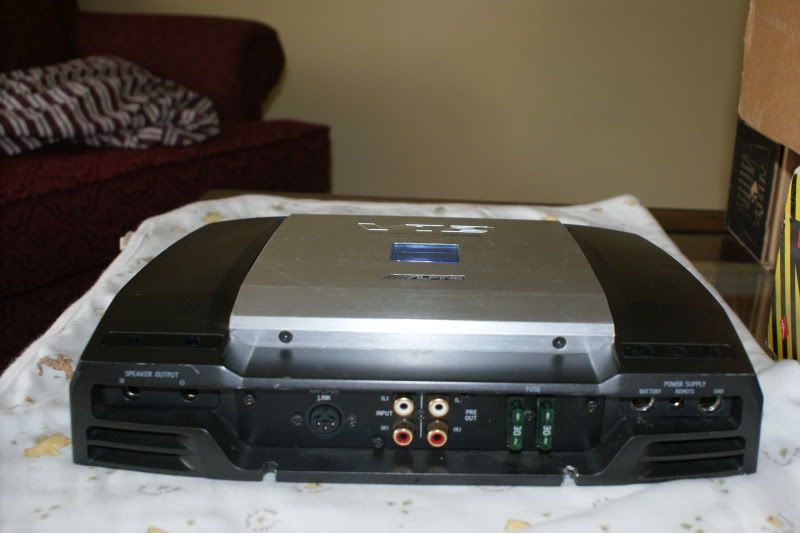 FS: ALPINE V12 MRD M605 MONO AMP DIGITAL - NICE